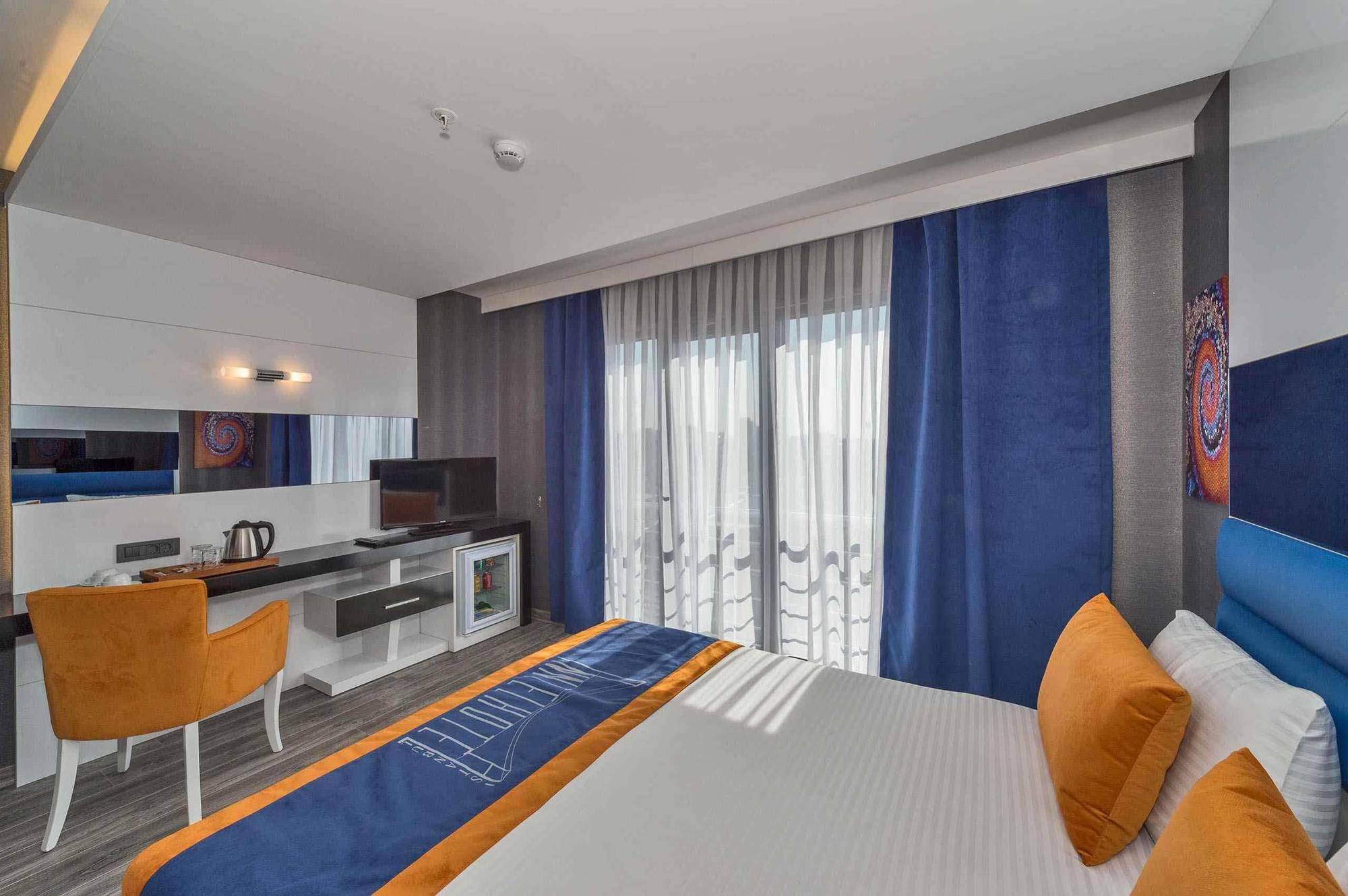 Inntel Hotel Istanbul Exterior foto